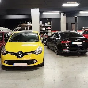 21 Motortech coche